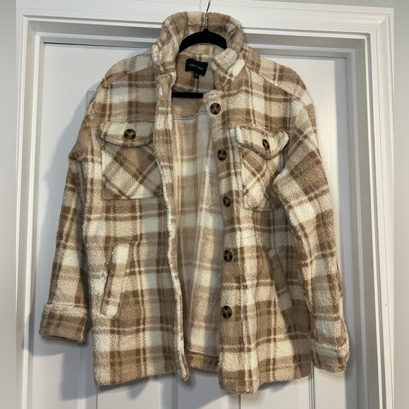 Love Tree Shacket - Picture 3 of 7